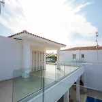 וילה Beachfront Larnaka Dhekelia With Pool פיילה