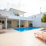 Beachfront Larnaka Dhekelia With Pool Pyla