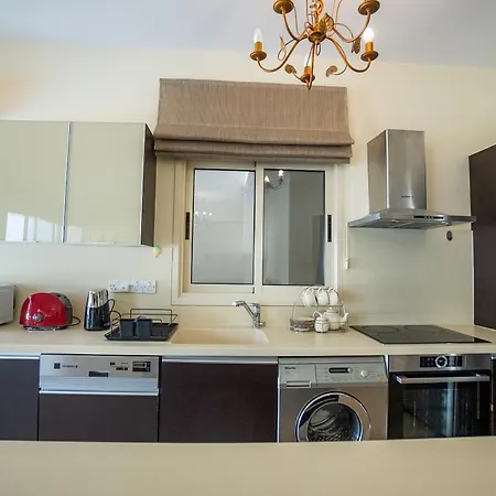 Beachfront Larnaka Dhekelia With Pool