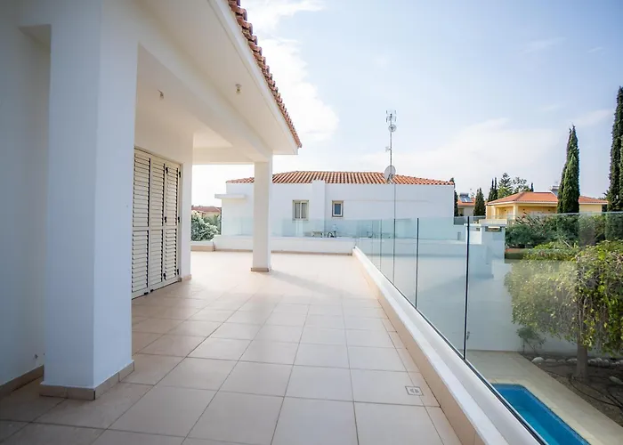 Вилла Beachfront Larnaka Dhekelia With Pool *