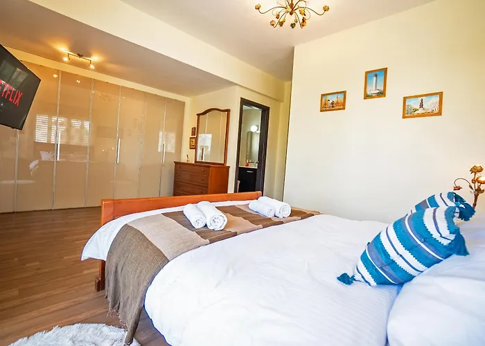 Beachfront Larnaka Dhekelia With Pool Вилла Пила