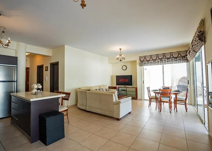 Вилла Beachfront Larnaka Dhekelia With Pool Пила